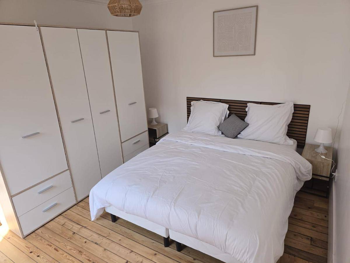 Appartement entier, Two-Bedroom Apartment in Bois-Colombes, Hauts-de-Seine