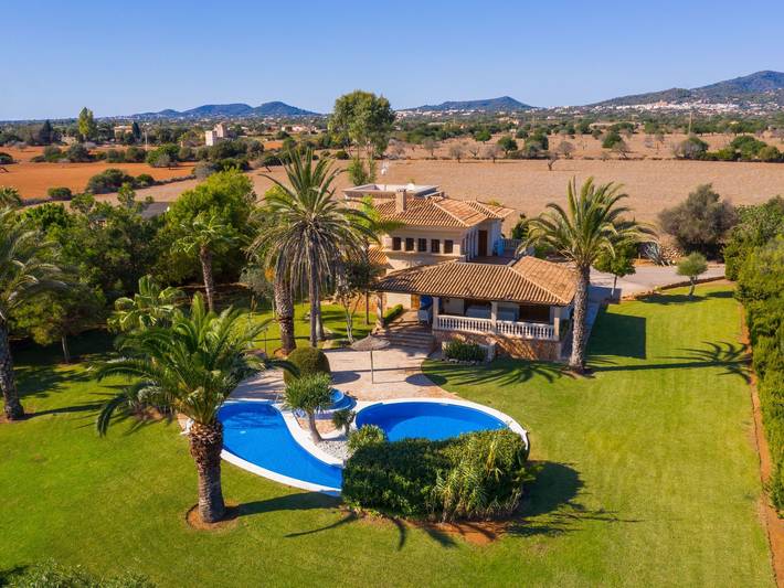 Villa pour 10 personnes, avec terrasse à Cala Ferrera