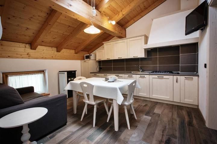 Gîte pour 3 personnes, avec vue et terrasse, animaux acceptés à Paluzza