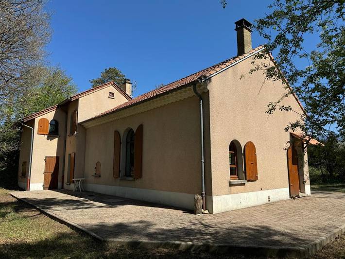 Location de vacances pour 10 personnes, avec vue et terrasse à Mirabel-et-Blacons - 4