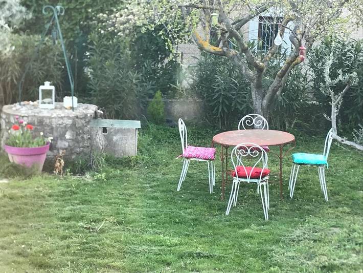 Location de vacances pour 8 personnes, avec terrasse ainsi que piscine et vue à Peyruis - 2