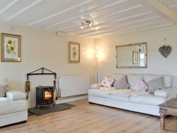 Log Cabin for 4 People in Shropshire, Midlands, Photo 1
