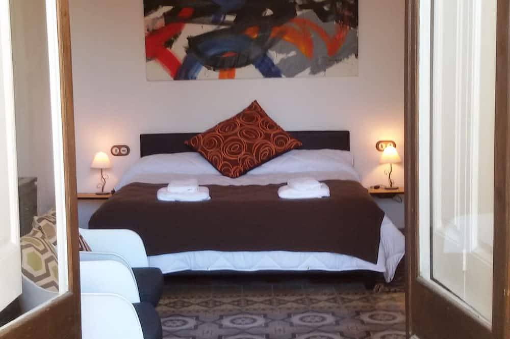 Cal Comabella - casa modernista en el centro histórico de Balaguer in Balaguer , Noguera