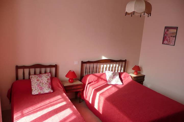 Gîte pour 3 personnes, avec balcon, animaux acceptés dans Grands Thermes de la Bourboule - 2