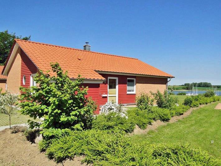 Ferienhaus für 7 Personen, mit Terrasse und Sauna in Kosel