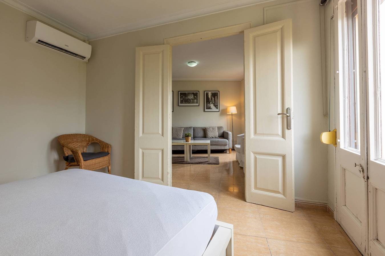 Ganze Wohnung, 42Man1018 - Centrally located flat in Sant Antoni in Barcelona Zentrum, Barcelona