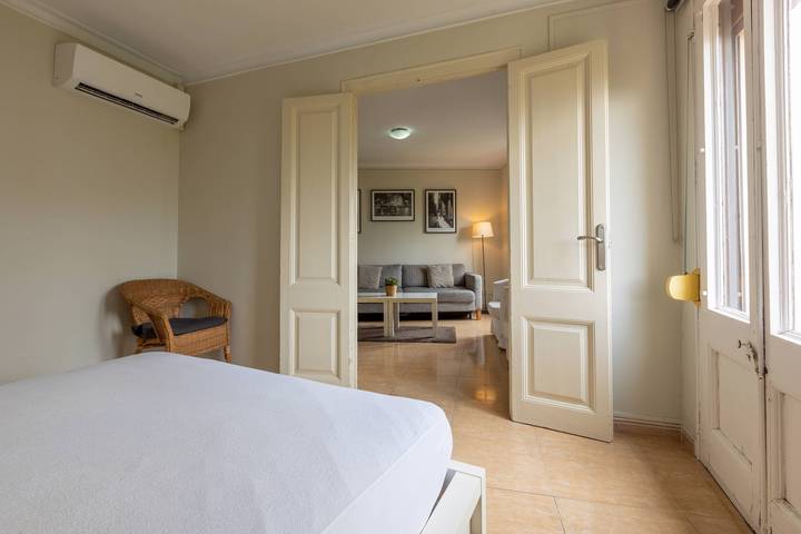 Ganze Wohnung, 42Man1018 - Centrally located flat in Sant Antoni in Barcelona Zentrum, Barcelona