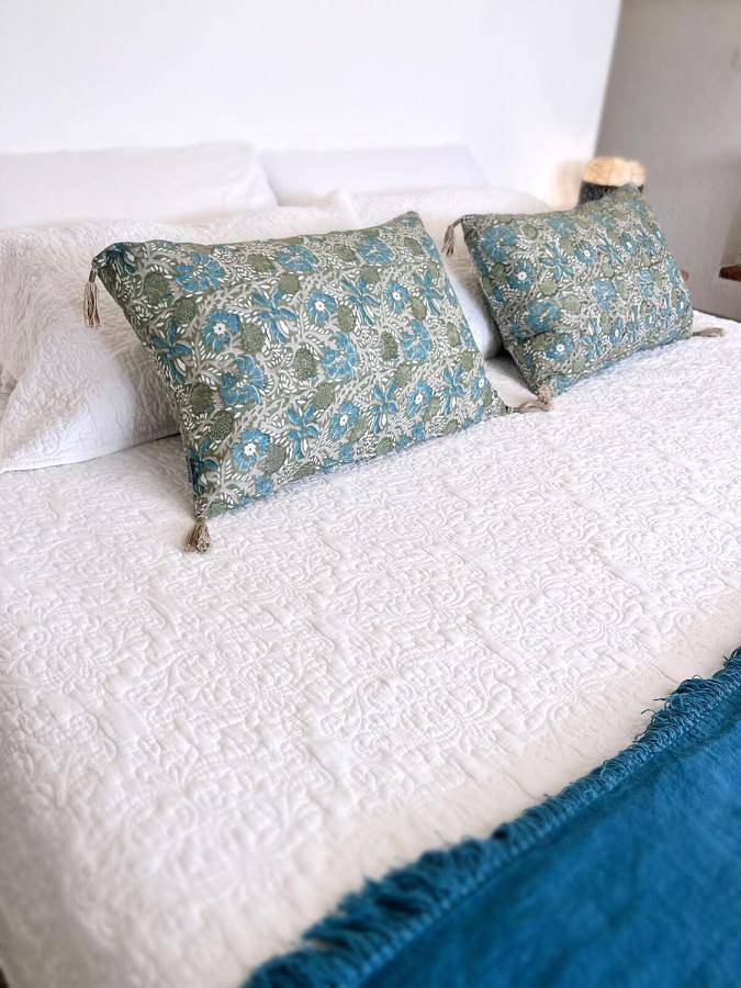 Gîte pour 2 personnes, avec bassin pour enfant et piscine ainsi que vue et jardin, animaux acceptés dans Nettlé Bay - 4