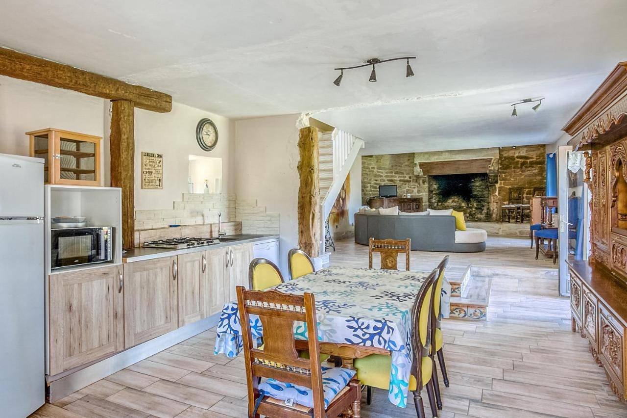Holiday Home in Guéhenno, Région de Pontivy