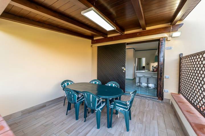 Villa 100 m from La Pelosa Beach with Garden and Terrace in Spiaggia La Pelosa, Stintino