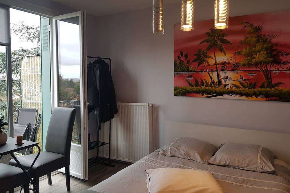 Entire apartment, Charming room in a Nevers apartment in Nevers, Nièvre
