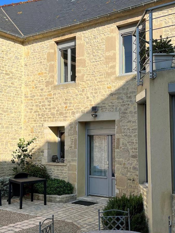 Gîte pour 3 personnes, avec terrasse à Formigny