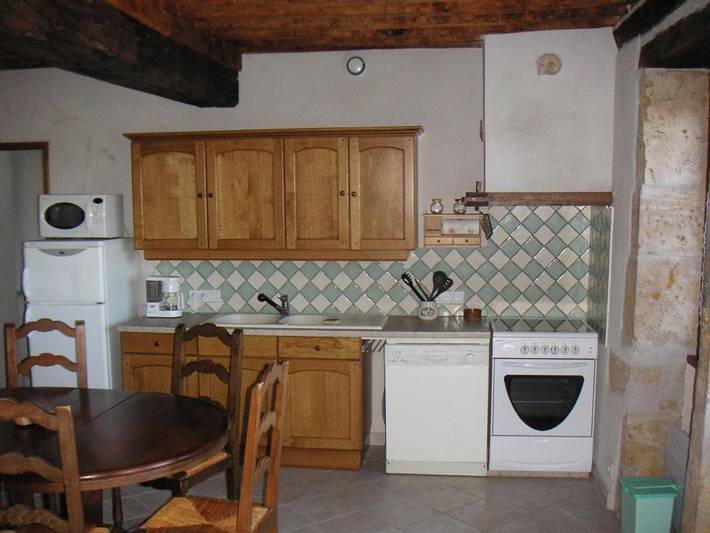 Location de vacances pour 6 personnes, avec jardin et vue, adapté aux familles à Vézelay - 3
