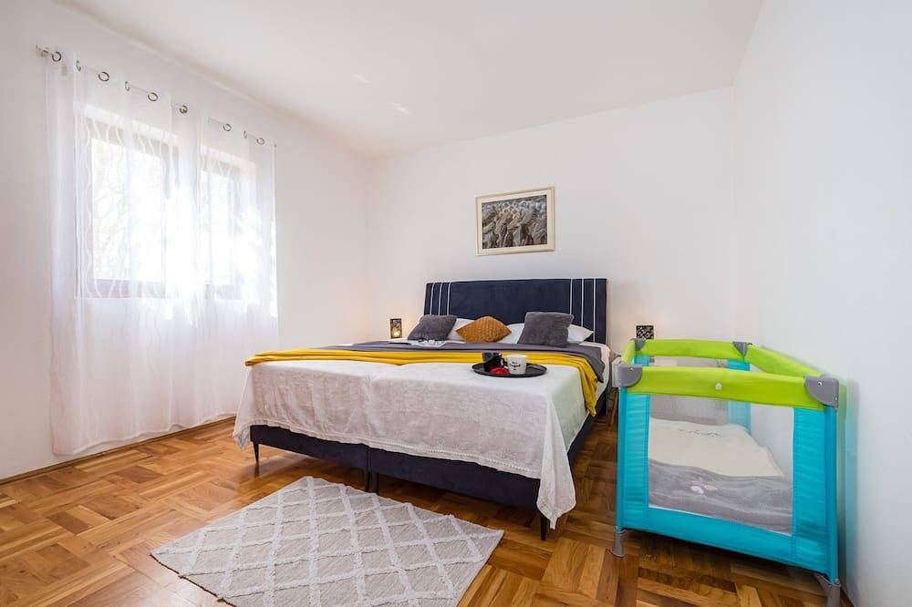 Ganze Wohnung, Apartman  Mi 4+1 in Novigradsko More, Zadar