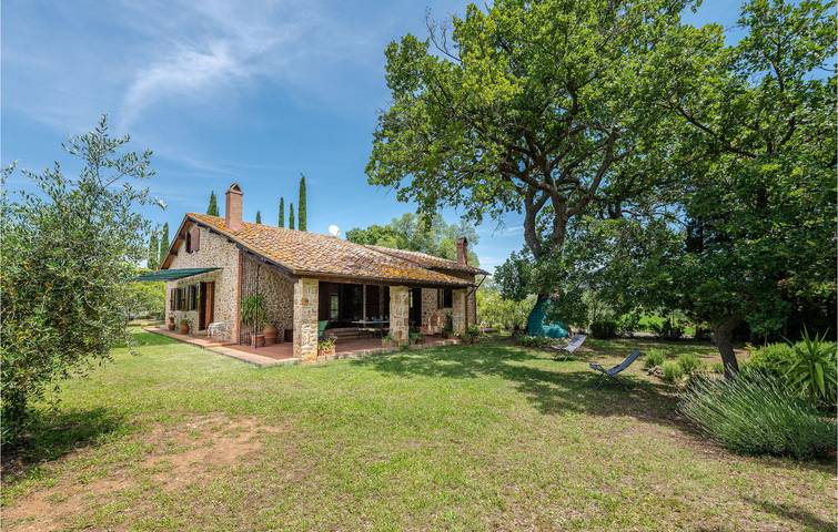 Ferienhaus für 4 Personen, mit Terrasse und Garten in Massa Marittima