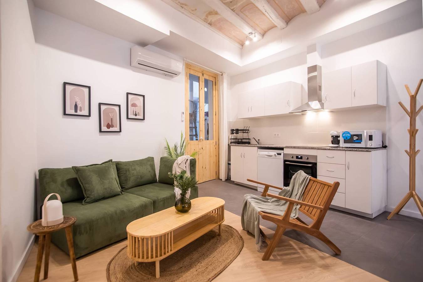 Ganze Wohnung, 12Ara1093- New & Spacious 3Br in the Gothic in Barcelona Zentrum, Barcelona