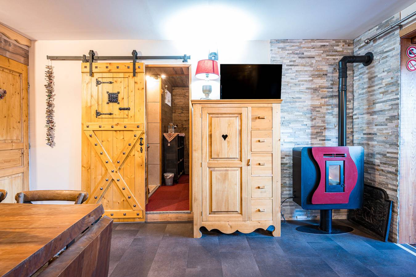 Ganze Wohnung, Appartement 'Bas De Lout'Chi Valfréjus' mit Bergblick, privater Terrasse und Wlan in Valfréjus, Modane