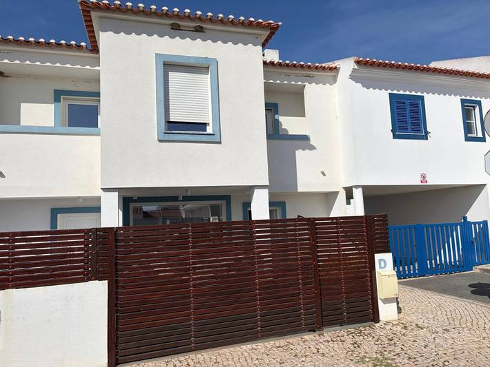 Casa de férias para 6 pessoas, com jardim em Almograve