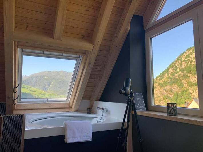 Appartement de vacances pour 9 personnes, avec balcon et jacuzzi