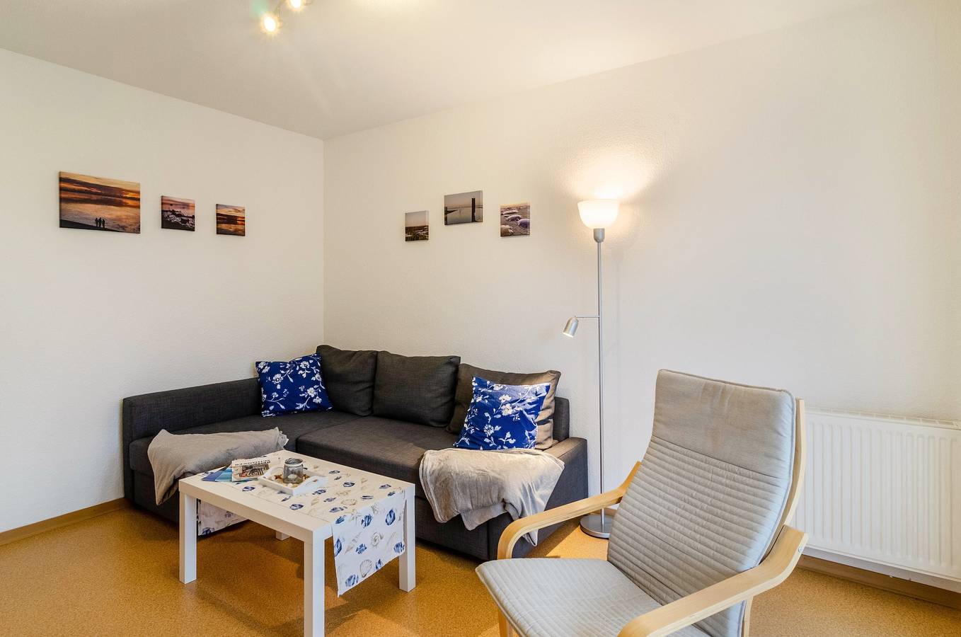Ganze Wohnung, Ferienwohnung Neumann" mit privater Terrasse, privatem Garten und Wlan in Neuschoo, Nordseeküste