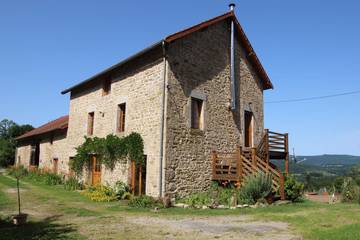 Chambre d’hôte pour 4 personnes, avec jacuzzi et jardin à Eymoutiers
