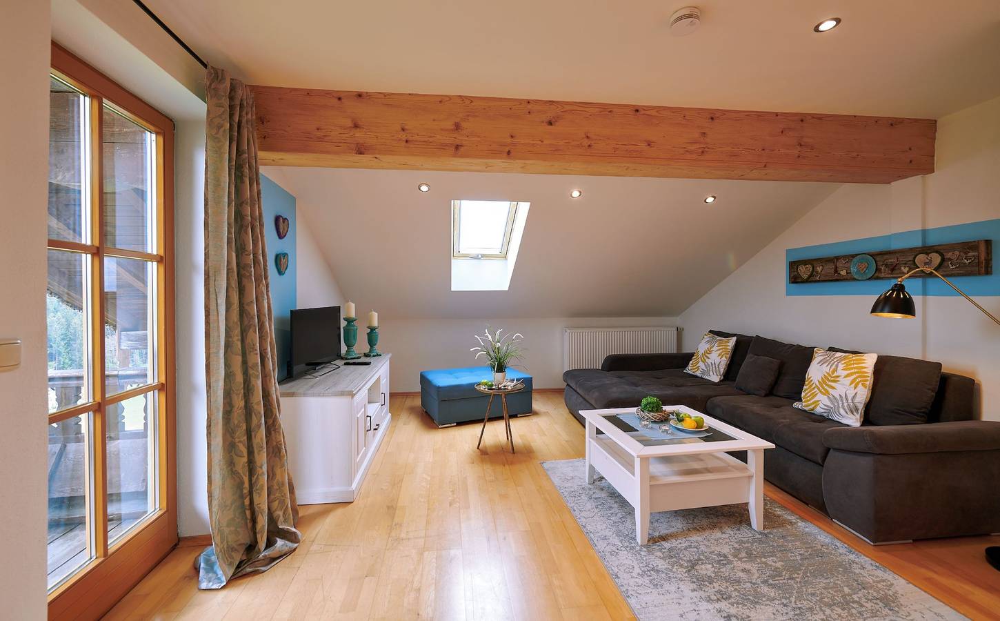 Hochgallinger Hof - Ferienwohnung Rosenblüte, 60 qm, 2 Schlafzimmer, Balkon in Siegsdorf, Bayerische Alpen