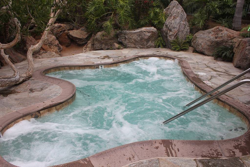 Ganze Wohnung, Ein Stück Himmel mit Blick auf den Garten in Oceanside, San Diego County