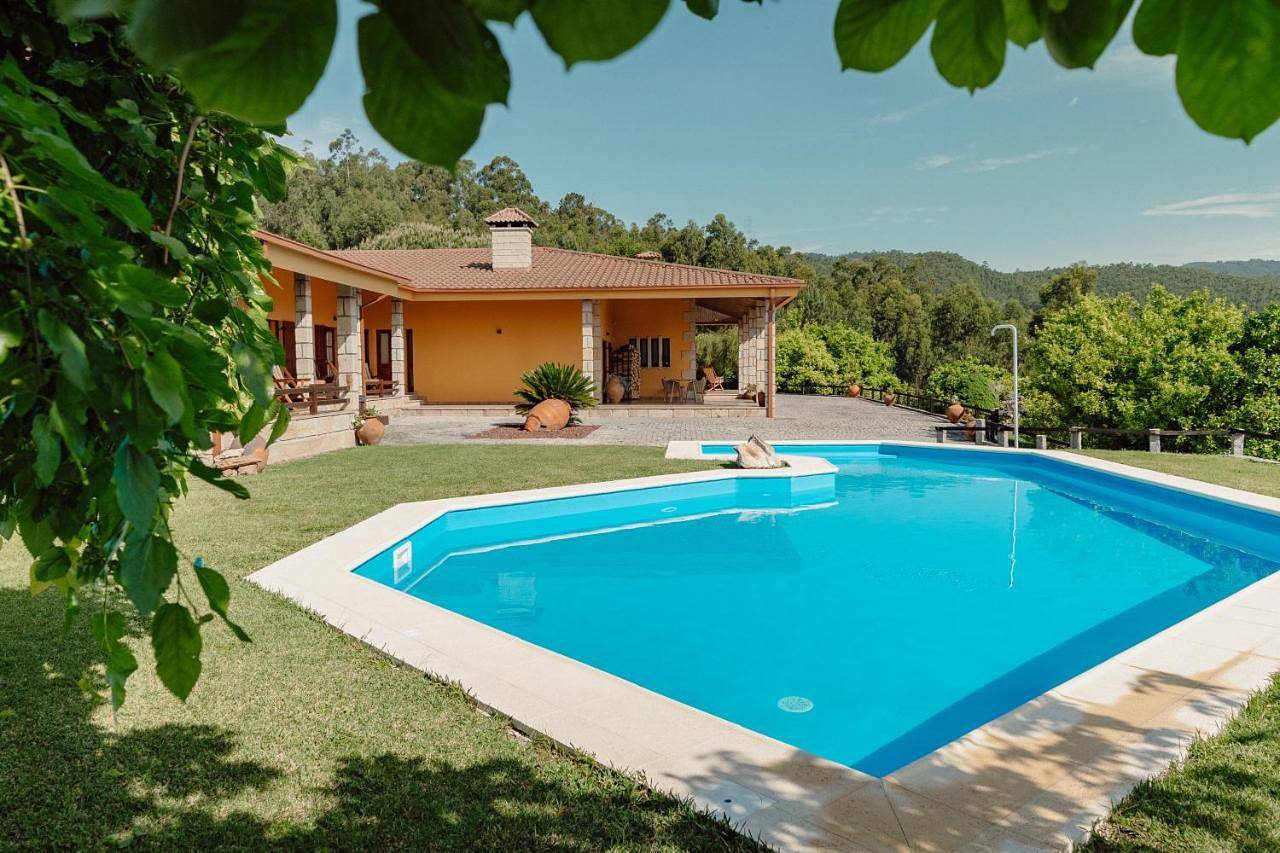 Double Room with Pool View in Amares e Figueiredo, Distrito de Braga