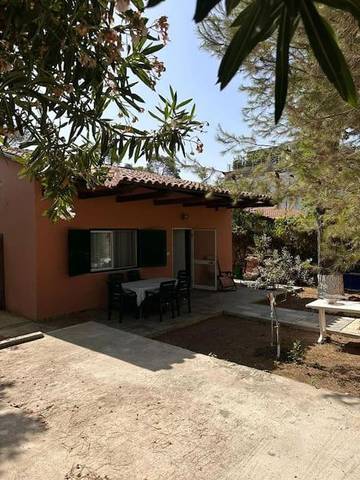 Villa für 8 Personen, mit Garten in Albanien