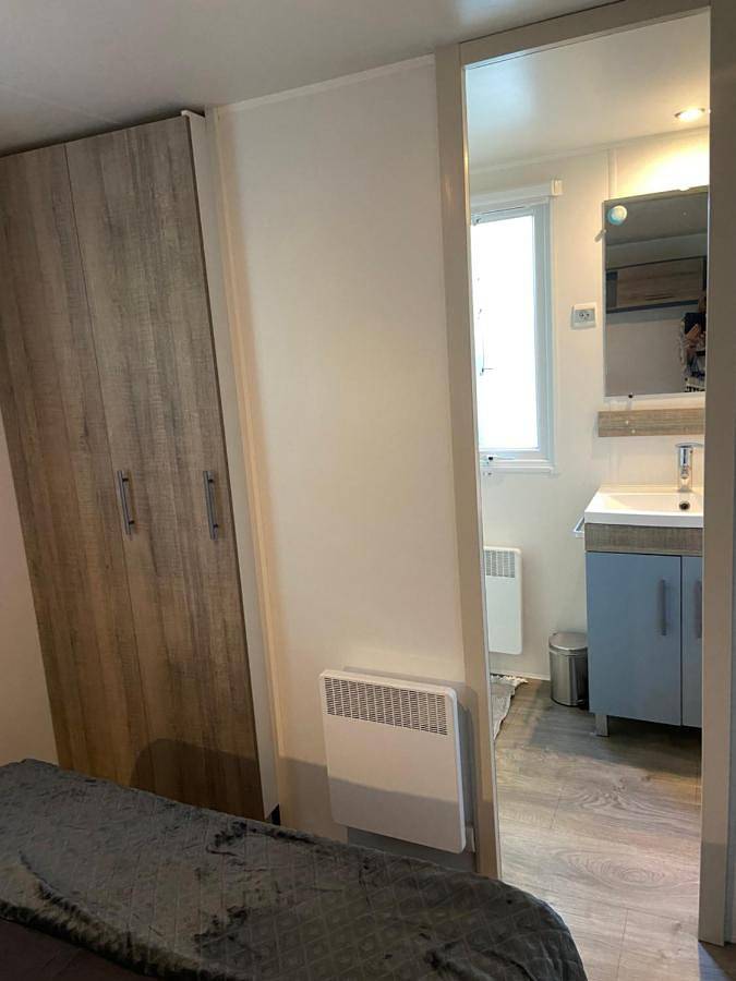 Camping pour 6 personnes, avec piscine ainsi que bassin pour enfant et jardin