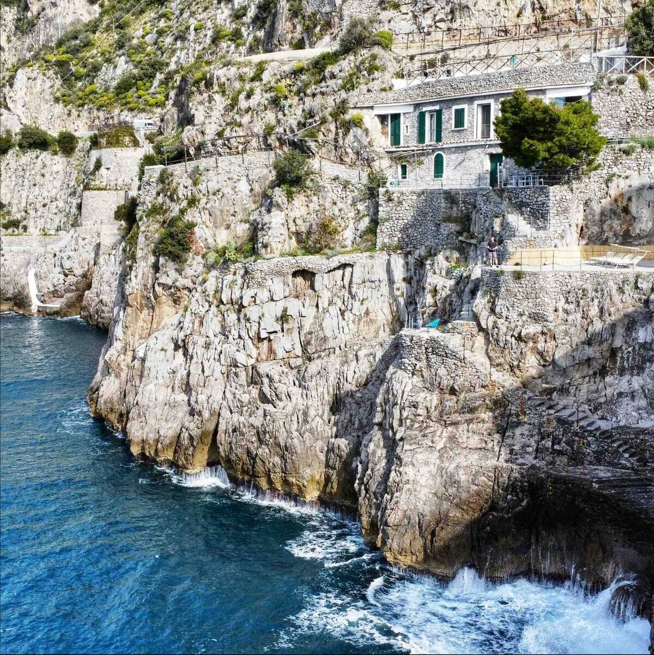 Villa mit Blick auf das Meer an der Amalfiküste in Furore, Amalfiküste