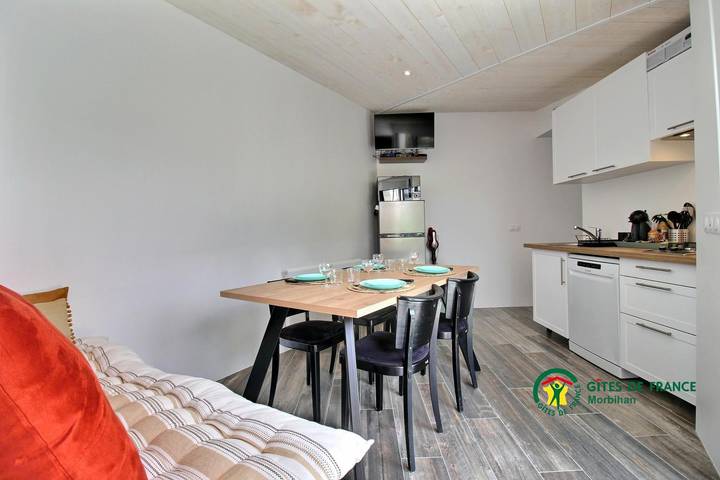 Gîte pour 4 personnes, avec terrasse à Plougoumelen - 3
