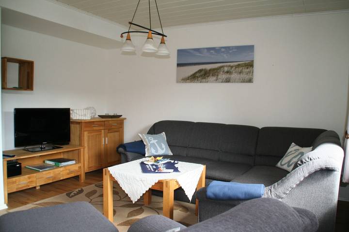 Ferienwohnung für 4 Personen, mit Terrasse und Garten in Süderende