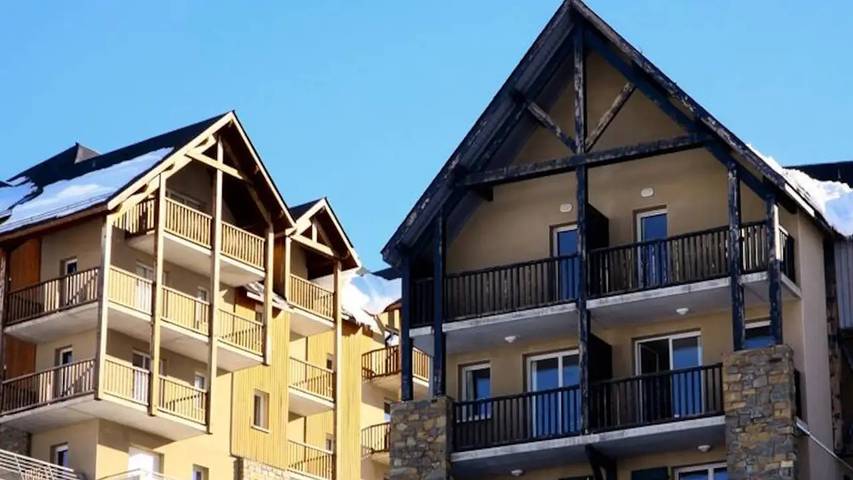 Chalet pour 7 personnes, avec sauna, animaux acceptés à Peyragudes