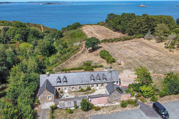 Holiday home for 10 people, with pets - 1