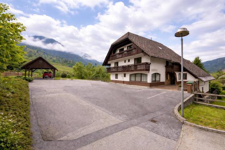 Vakantieappartement voor 10 personen, met uitzicht en tuin - 1