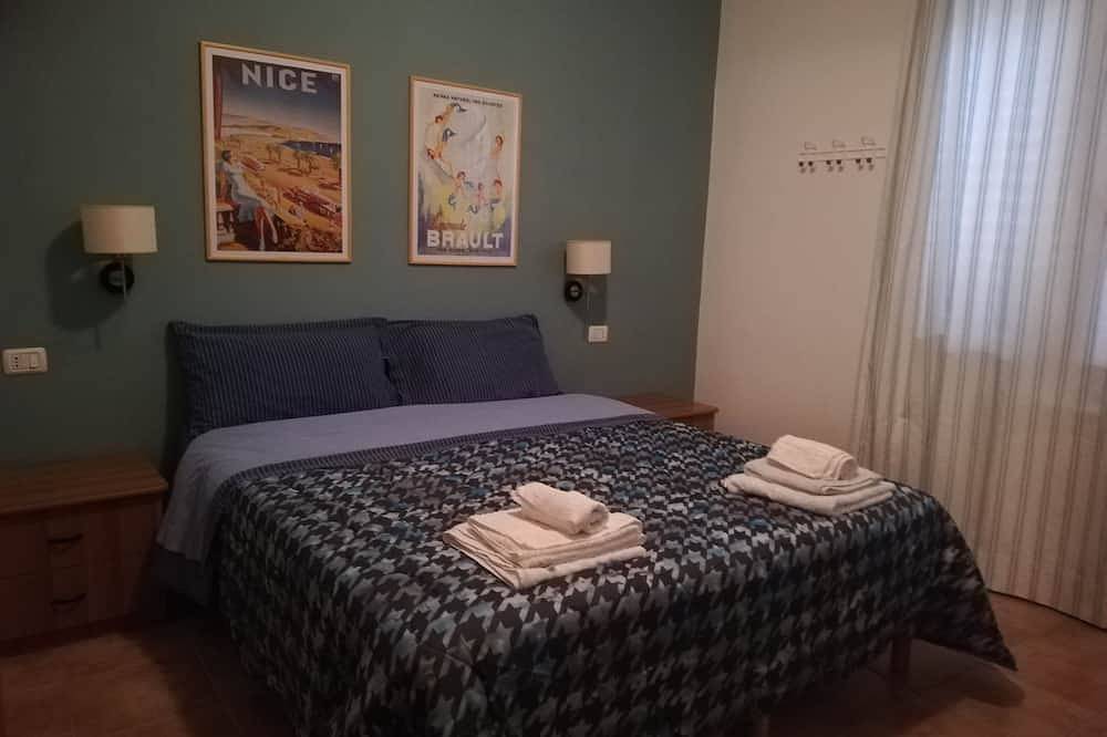 House With Garden 450 Meters From The Beach in Santa Maria Navarrese, Baunei