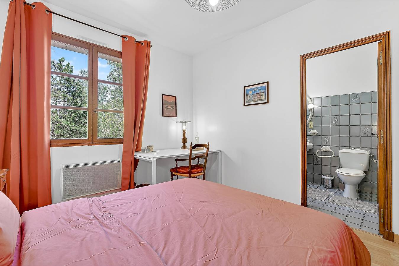 Guest Room - Corail Room 18 m² - Mountain View & Private Pool in Gap, Gap region