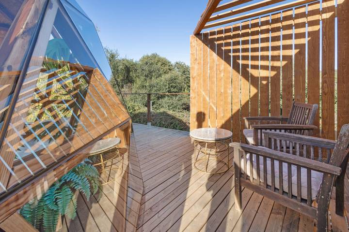 Hel lejlighed, Apartment 'Suite Golden Bubble' with Mountain View, Wi-Fi and Air Conditioning in Canyelles (Barcelona), Garraf