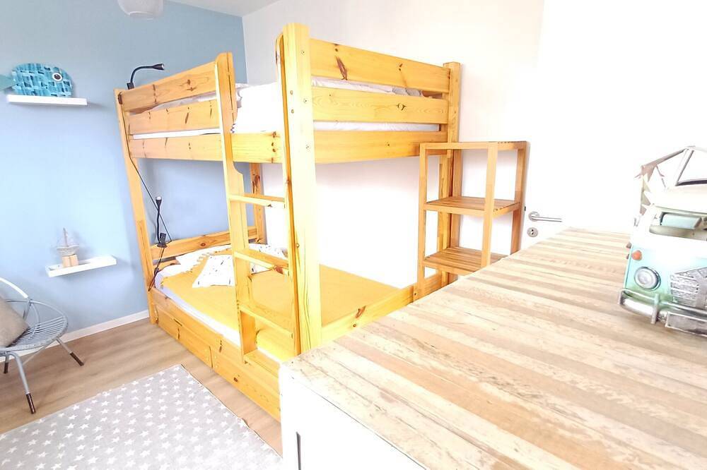 4 * vacation home between La Torche and Pors Carn with swimming pool. in Penmarc'h, Côte de Cornouaille