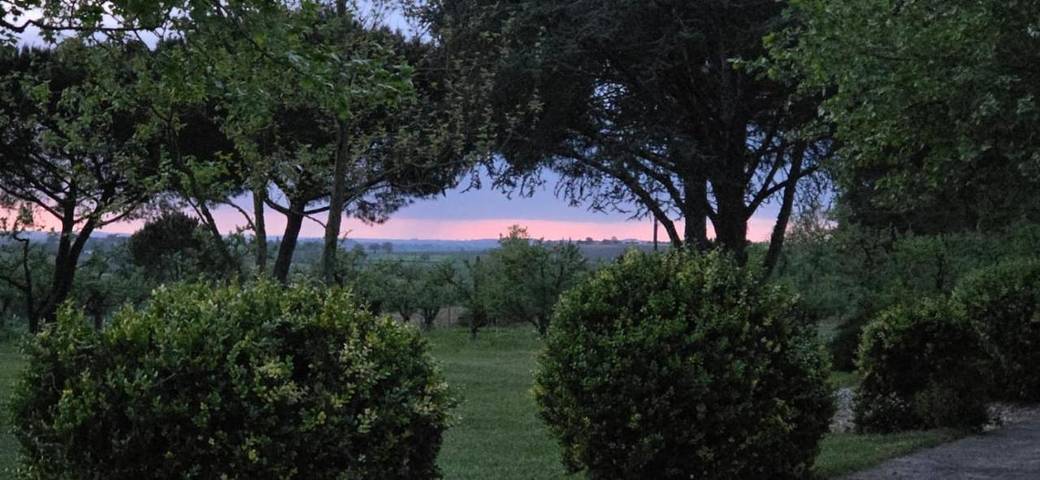 Location de vacances pour 2 personnes, avec jardin et vue ainsi que bassin pour enfant et piscine à La Romieu - 3