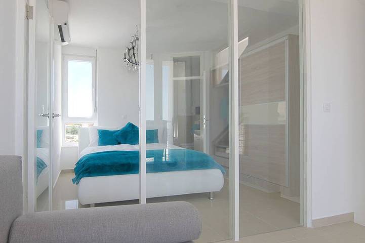 Ferienhaus für 4 Personen, mit Balkon und Garten sowie Pool, mit Haustier in Razanac - 2