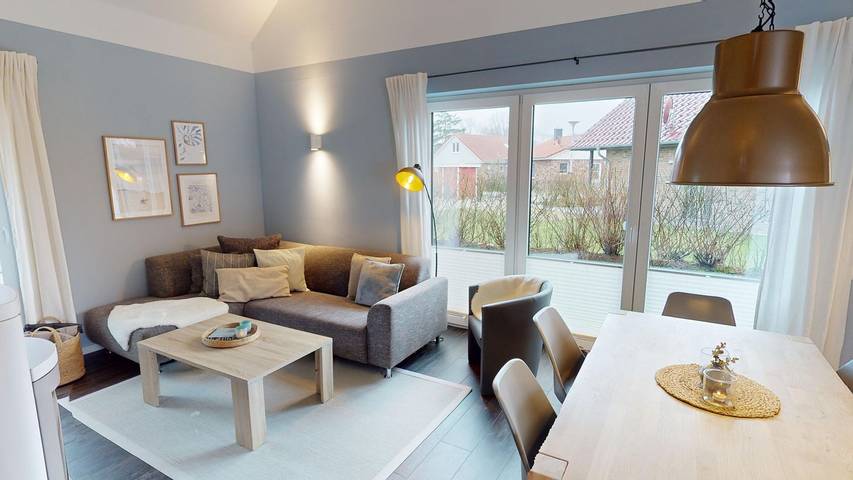 Modernes 4-Zimmer-Ferienhaus für 6 Personen mit Hund, Kamin & Sauna in Südstrand Pelzerhaken, Ostholstein