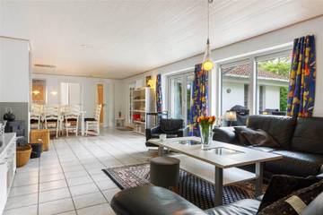 Ferienhaus für 10 Personen in Ulvshale, Møn, Bild 2