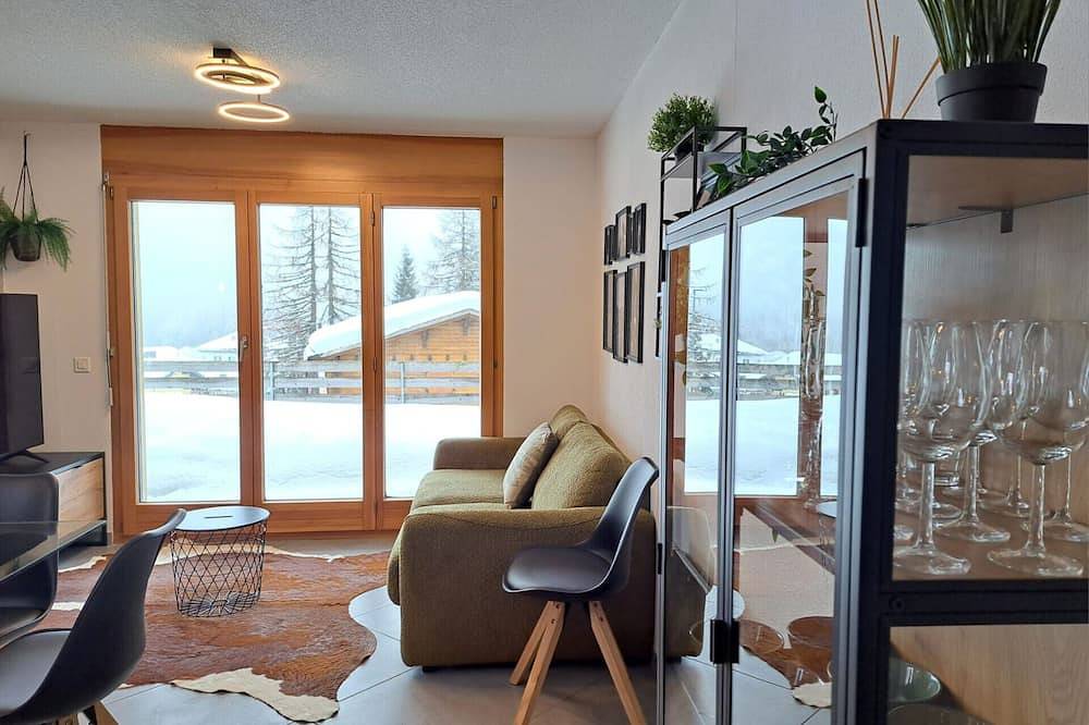 Entire apartment, Flat with garden in San Bernardino (Sanbe Garden) in San Bernardino (Grisons), Mesocco