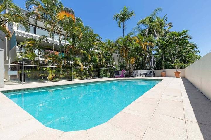 Holiday rental for 7 people, with garden and pool in Noosa Heads