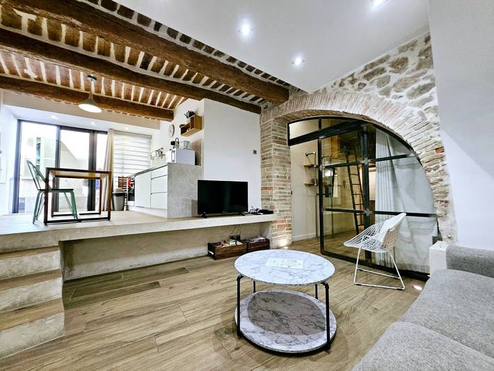 Appartement entier, Le Bain Méditerranéen - Joli T2 dans le vieil Antibes in Antibes, Côte méditerranéenne (France)