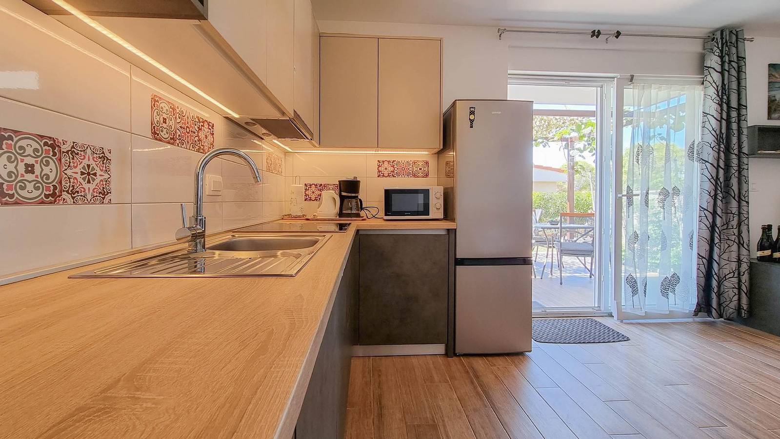 Ganze Ferienwohnung, Antonio - Apartment mit Terrasse für 4-5 Personen in Umag, Umag und Umgebung