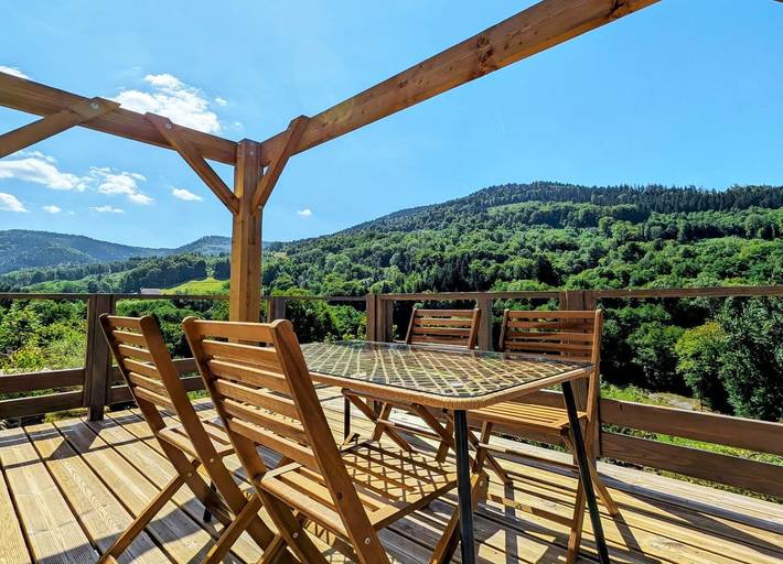 Vakantieappartement voor 2 personen, with Terras and Tuin as well as Uitzicht in de Vogezen