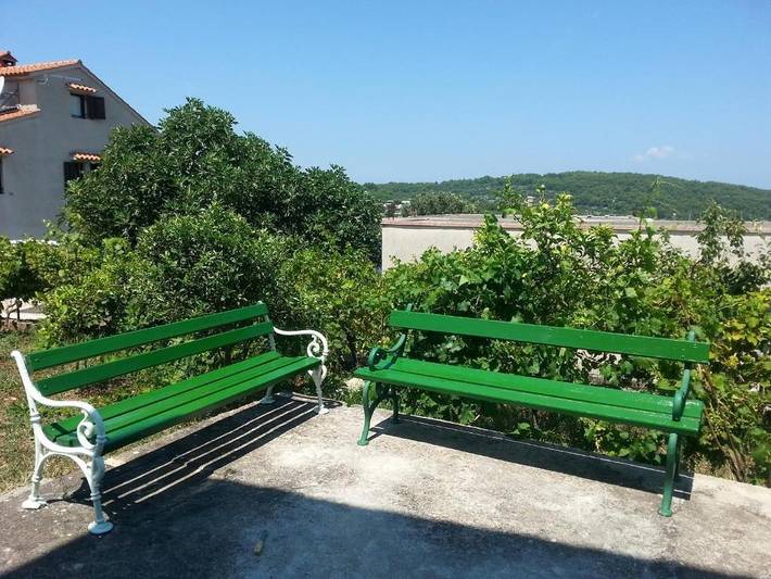 Ganze Wohnung, 2-Zimmer-Ferienwohnung mit Terrasse und Meerblick Necujam, Solta A-21776-a in Necujam, Solta